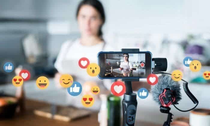 Live Streaming Strategies
